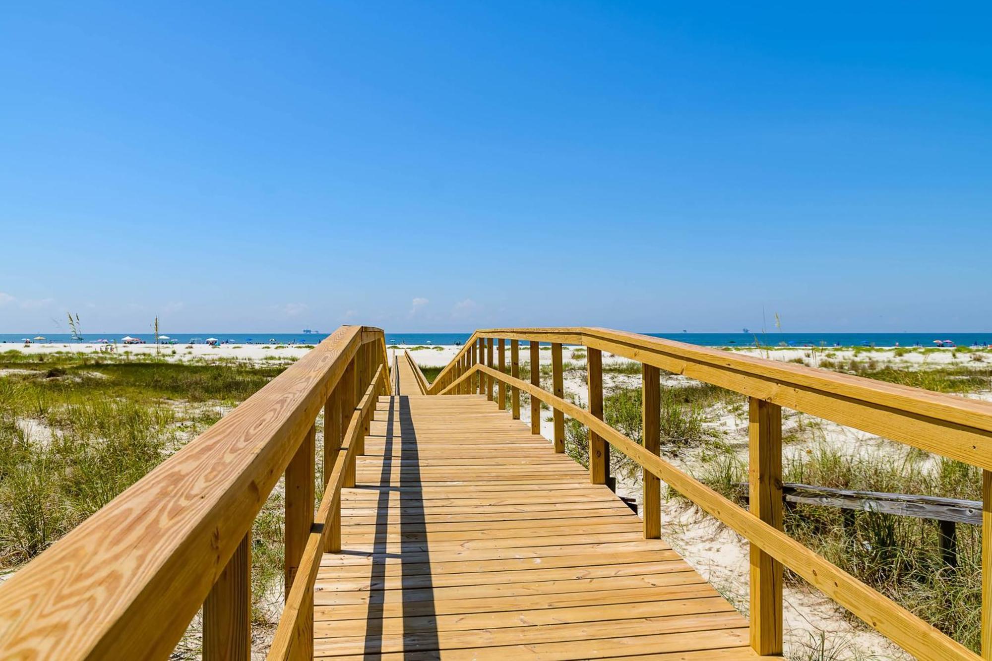 Beach Peace - Dibc 206B Dauphin Island Room photo